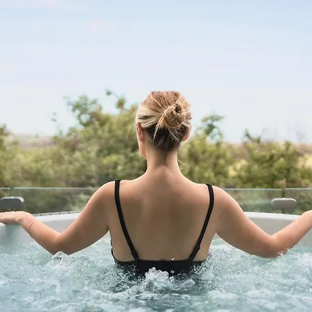 Hotel Summerhill House 4*