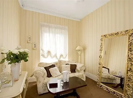 Szálloda Summerhill House