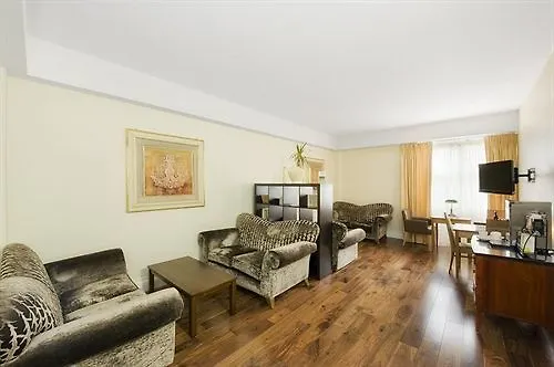 Hotel Summerhill House 4*